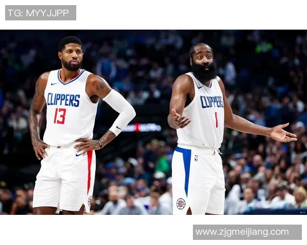 快船望西部奖盾，排练武器运弹制胜之道