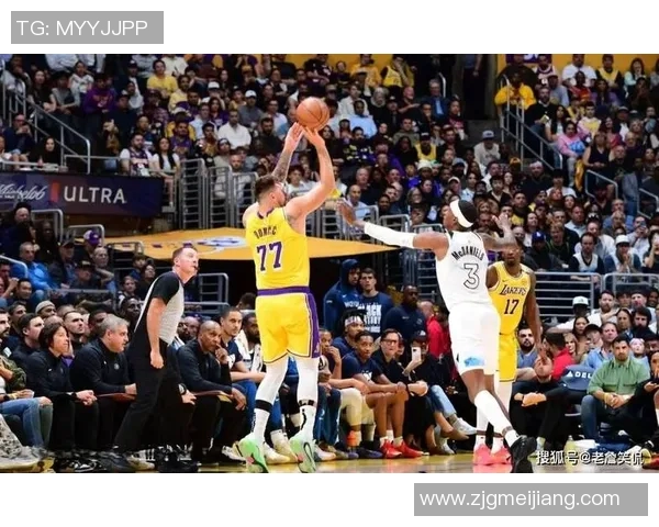 詹姆斯连续第四场砍下30+，领导湖人取得四连胜